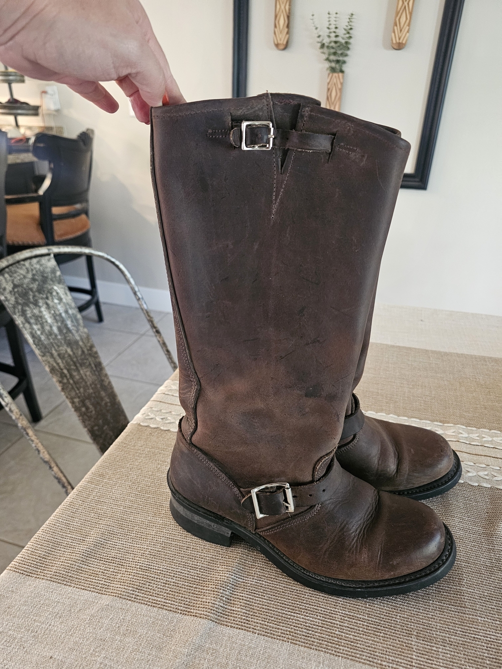 Frye Veronica Slouch Boot. Brown Leather - Picture 2 of 5